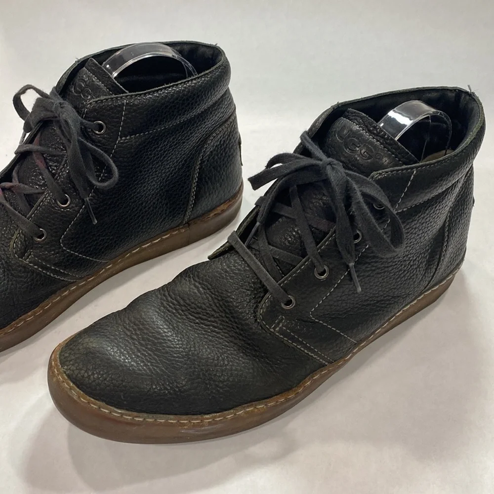 UGG ALIN S/N 1005040 LEATHER HIGH TOP SHOES‎ black